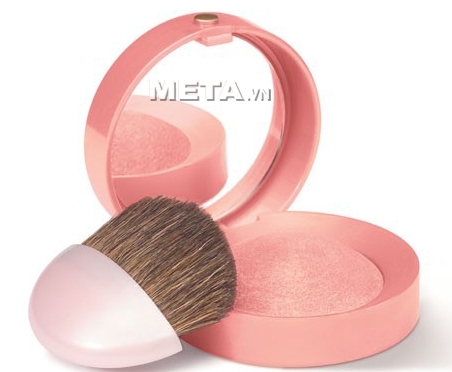 Cách trang điểm khi đi biển