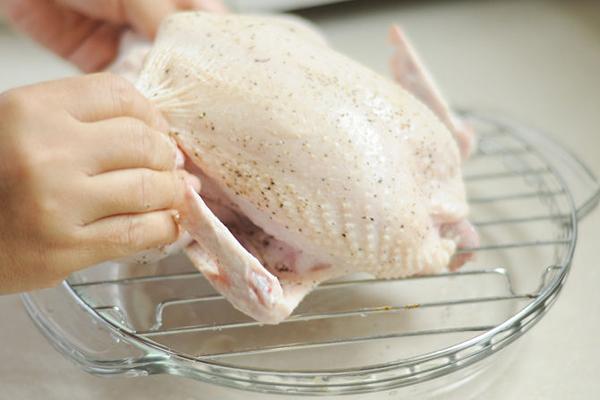 Cách tẩm ướp gà nướng