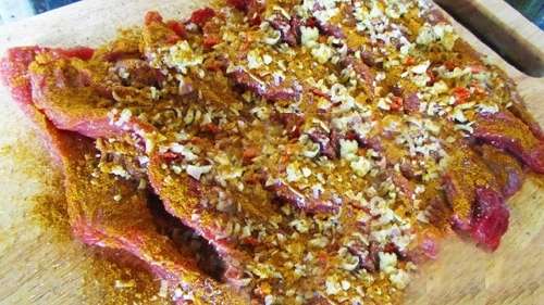 Cách tẩm ướp thịt bò khô