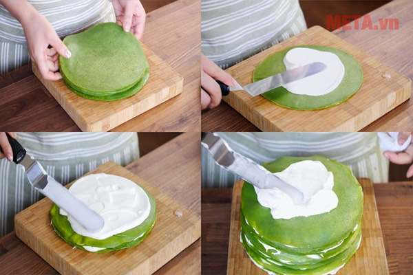 Bước 6 xếp xen kẽ từng lớp bánh với kem