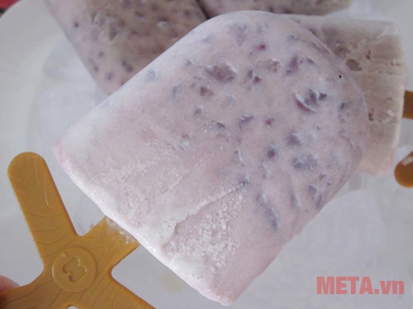 Kem đậu đen ngọt bùi, thanh mát là món ăn được ưa chuộng trong ngày hè