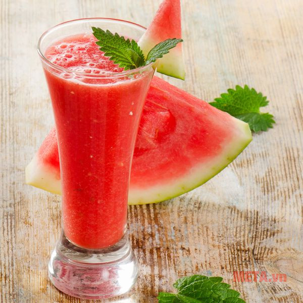 Sinh tố dưa hấu giúp giảm cân ngày hè