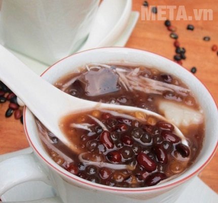 Món chè đậu đen thơm ngon, mát bổ của bạn đã xong