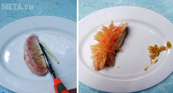 ắt mép múi bưởi và tách tép bưởi làm hai phần đều nhau rồi bỏ hạt đi ắt mép múi bưởi và tách tép bưởi làm hai phần đều nhau rồi bỏ hạt đi