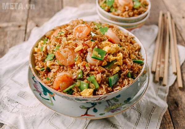 Cơm chiên thơm ngon vừa miệng chắc chắn sẽ thu hút được vị giác của bé đấy Cơm chiên thơm ngon vừa miệng chắc chắn sẽ thu hút được vị giác của bé đấy