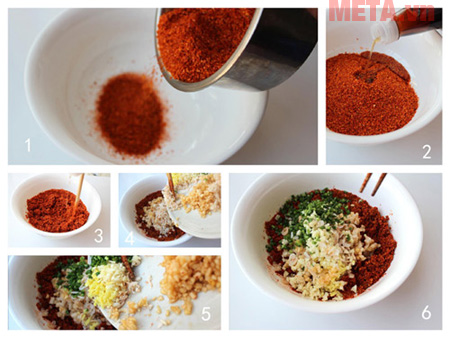 Tạo nước sốt cay để làm nước sốt cho món kim chi Tạo nước sốt cay để làm nước sốt cho món kim chi