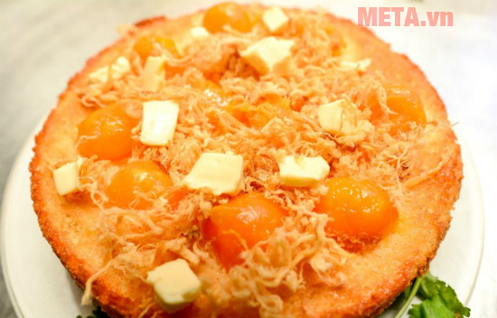 Bánh bông lan trứng muối làm với nồi cơm điện sẽ ngon kém ngoài hàng