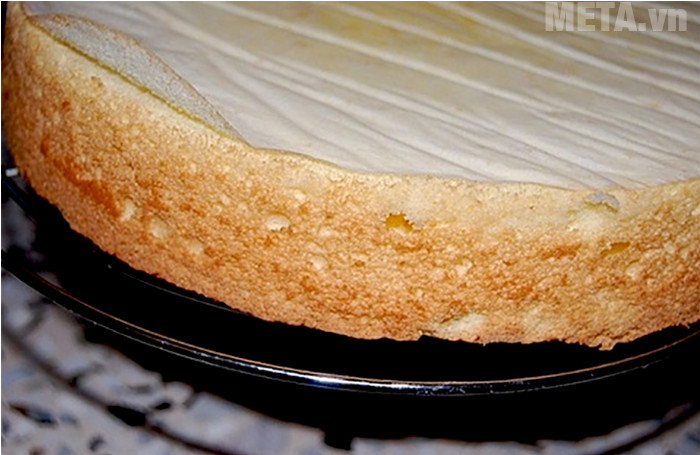 Bánh bông lan không nở hay kém nở là lỗi rất hay gặp đối với những người làm bánh không chuyên