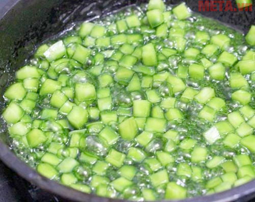 Bạn đợi đường tan chảy sau đó sên mứt