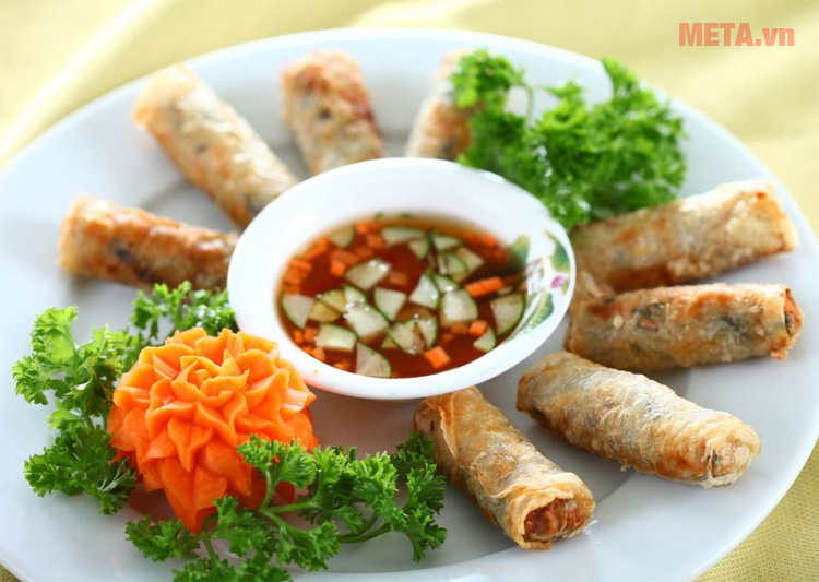 Bí quyết chiên nem vàng ruộm, giòn tan Bí quyết chiên nem vàng ruộm, giòn tan