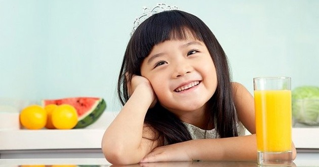 Nước ép dứa thích hợp cho bé