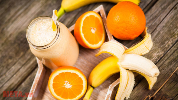 Sinh tố chuối cam