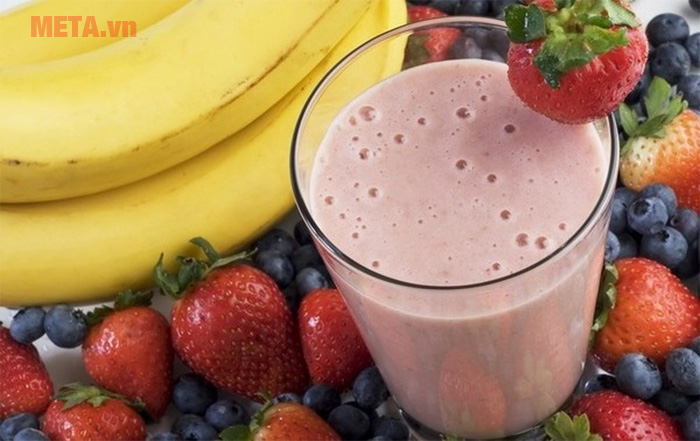 Sinh tố dâu tây việt quất