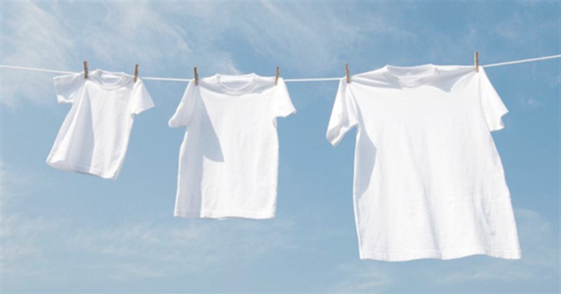 Mẹo giặt quần áo "trắng tinh khôi" chào đón năm học mới