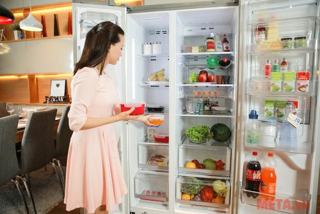 Cho đồ ăn nóng vào tủ sẽ làm mất chất dinh dưỡng 
