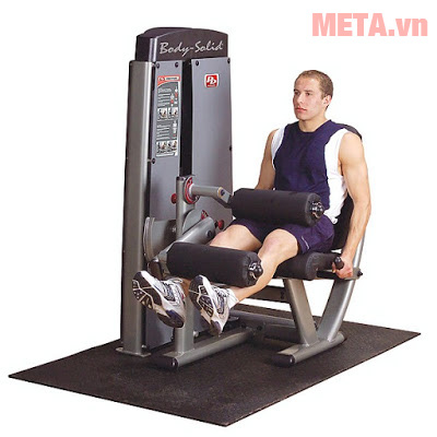 Máy tập chân cho phép bạn nằm xấp khi tập