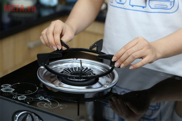 Bạn sẽ mất thêm thời gian vệ sinh bếp gas Bạn sẽ mất thêm thời gian vệ sinh bếp gas