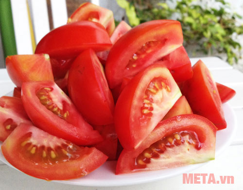 Cà chua thái miếng cau