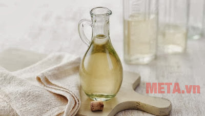 Giấm cũng là 1 trong những cách rửa nồi bị cháy được nhiều người tin dùng