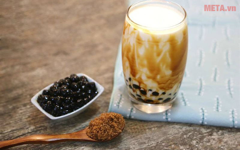 Cách làm sữa tươi trân châu đường đen “sốt xình xịch” Cách làm sữa tươi trân châu đường đen “sốt xình xịch”