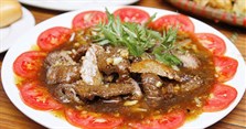 Thịt kho sốt tiêu xay đúng vị nhìn là đã thèm