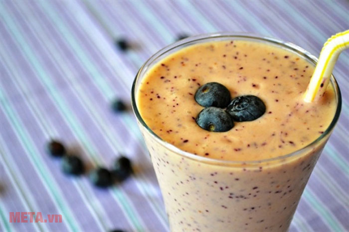 Sinh tố bơ đậu phộng 