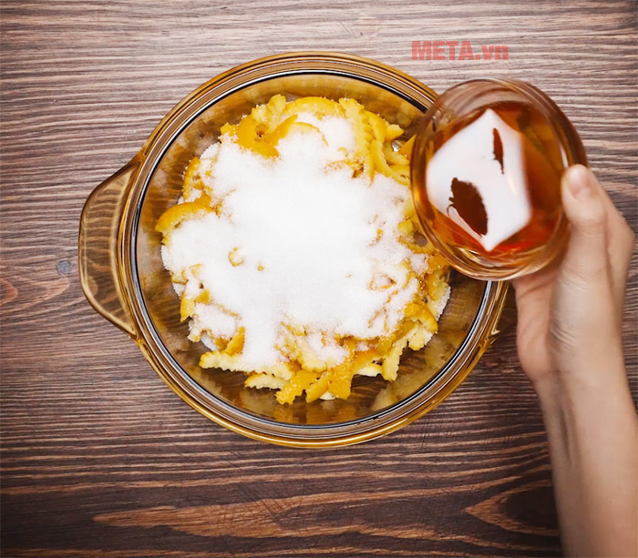 Bước 4: Ướp đường Bước 4: Ướp đường