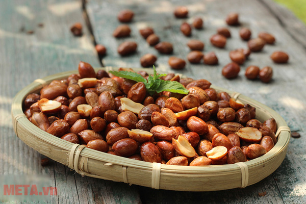 Rang các loại hạt khô ngày Tết đúng cách cho trọn vị thơm ngon Rang lạc