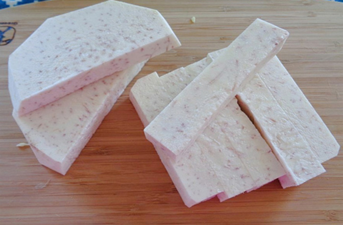 Cách làm mứt khoai môn dẻo thơm ngon