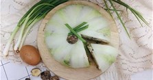 Hướng dẫn làm cơm chiên bọc cải thảo thơm ngon lạ miệng