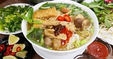 Cách nấu phở chay thanh đạm, đẹp mắt cho ngày rằm, mồng một
