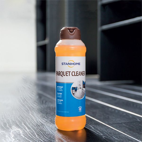 Dung dịch lau sàn gỗ công nghiệp chuyên dụng Dung dịch lau sàn gỗ công nghiệp chuyên dụng