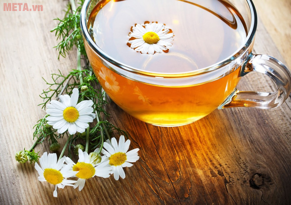 Uống trà thảo dược Cách giảm đau bụng kinh