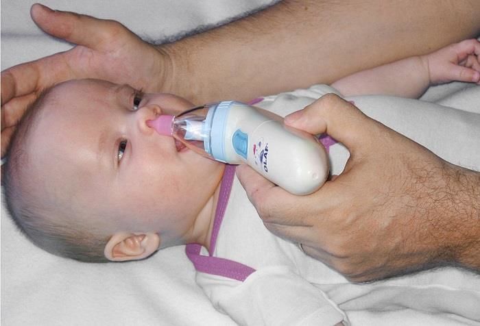 máy hút mũi trị đờm