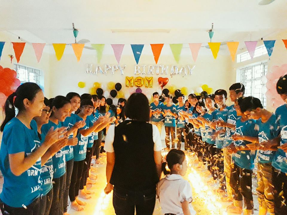 Một bữa tiệc bất ngờ 