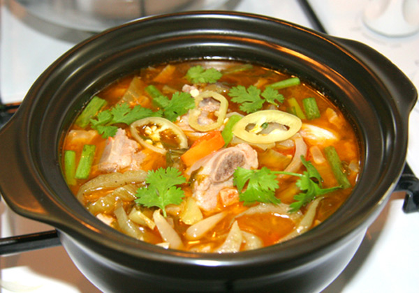 Canh sường nấu me Canh sường nấu me