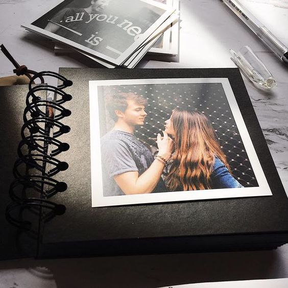 Album ảnh kỷ niệm tình yêu Album ảnh kỷ niệm tình yêu