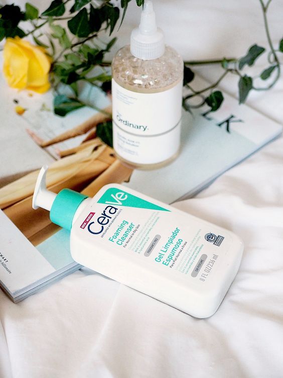 Hãy tặng sữa rửa mặt cho cô bạn thân trong dịp sinh nhật nhé Hãy tặng sữa rửa mặt cho cô bạn thân trong dịp sinh nhật nhé