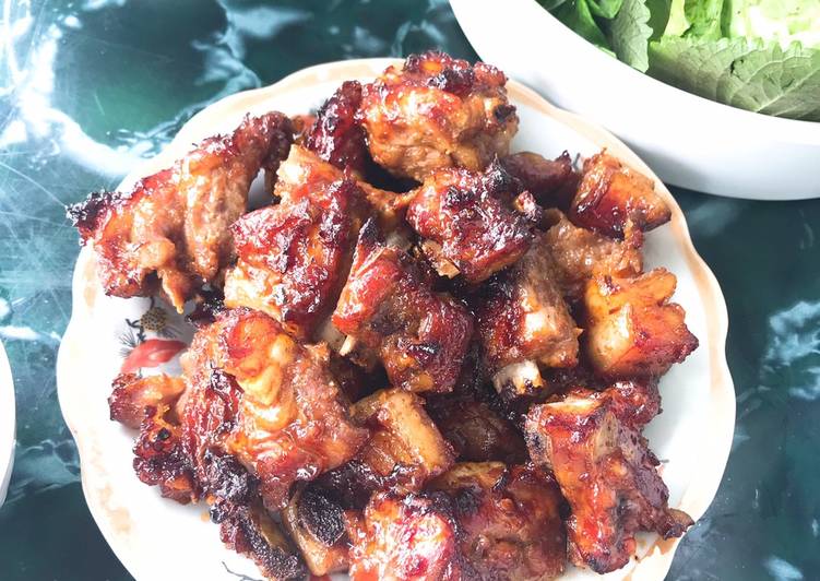 Sườn heo nướng