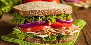 Gợi ý 20 cách chế biến bánh mì sandwich ăn sáng ngon cho bé