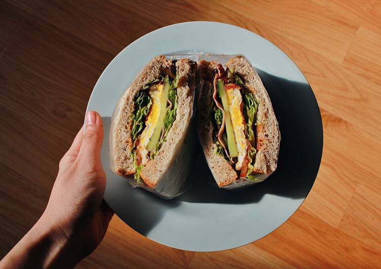 Bữa sáng eat clean với sandwich cuộn Bữa sáng eat clean với sandwich cuộn