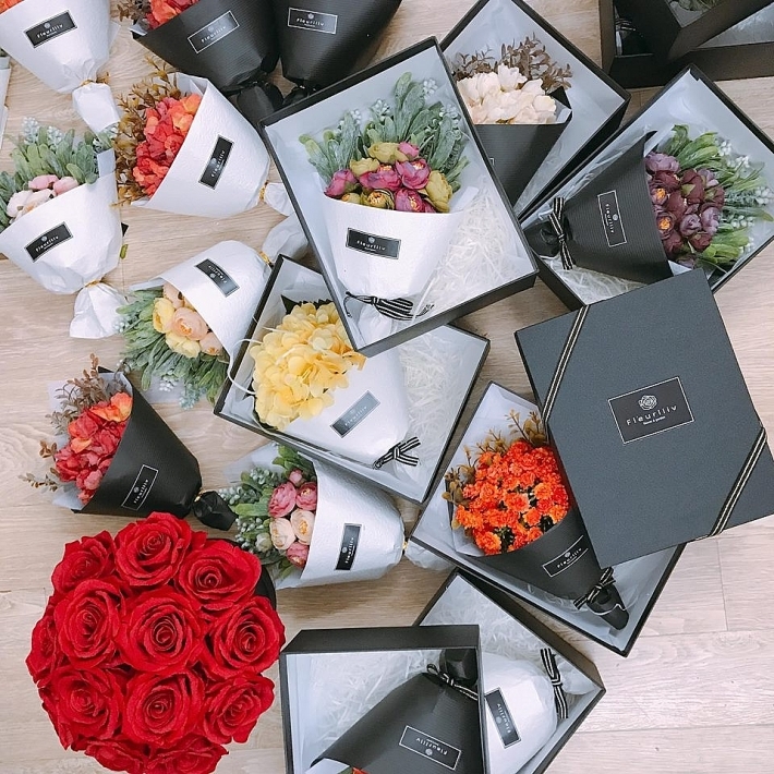 Những bông hoa tươi thắm