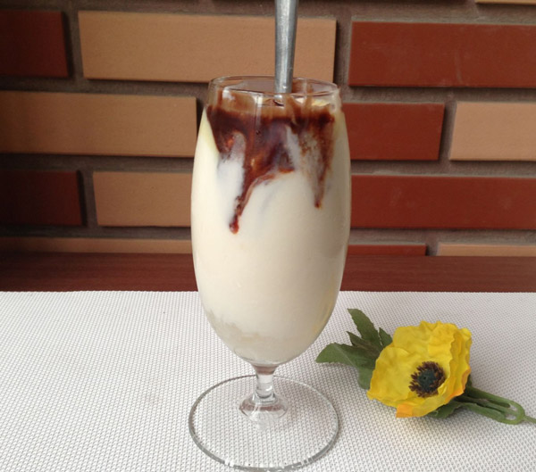 Sữa chua cà phê đá xay Sữa chua cà phê đá xay