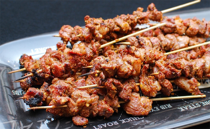 Thịt xiên nướng bằng nồi chiên không dầu Thịt xiên nướng bằng nồi chiên không dầu