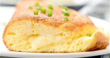 Cách làm trứng rán bọt biển (Souffle Omelette) mềm mịn kiểu Hàn Quốc cực hot