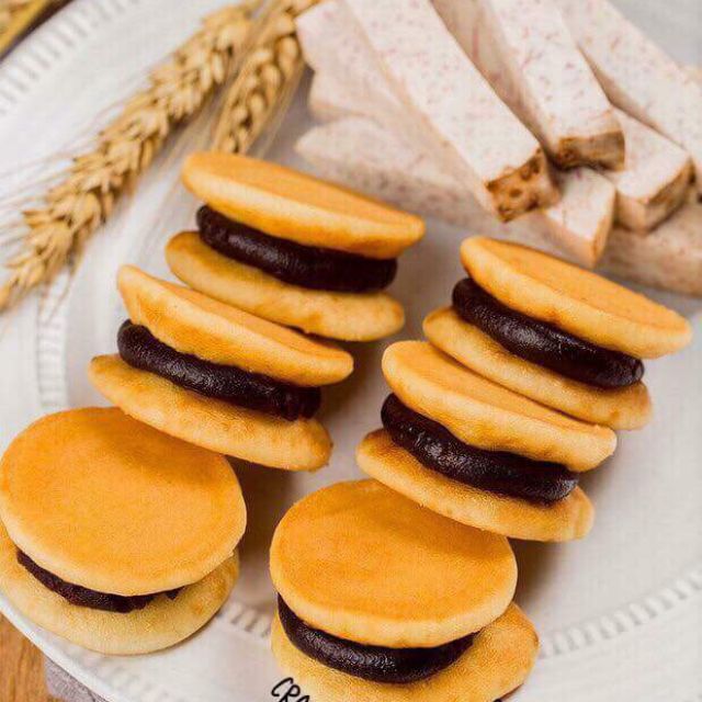 Bán rán Doremon (bánh Dorayaki)