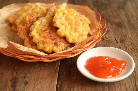 Bánh bột mì sữa ngô chiên