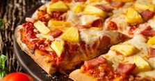Cách làm pizza bò băm với dứa chuẩn vị nhà hàng