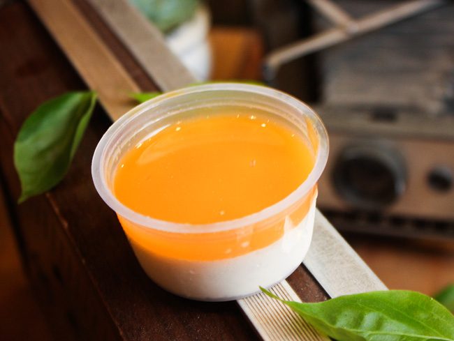 Pudding dừa non sốt chanh dây