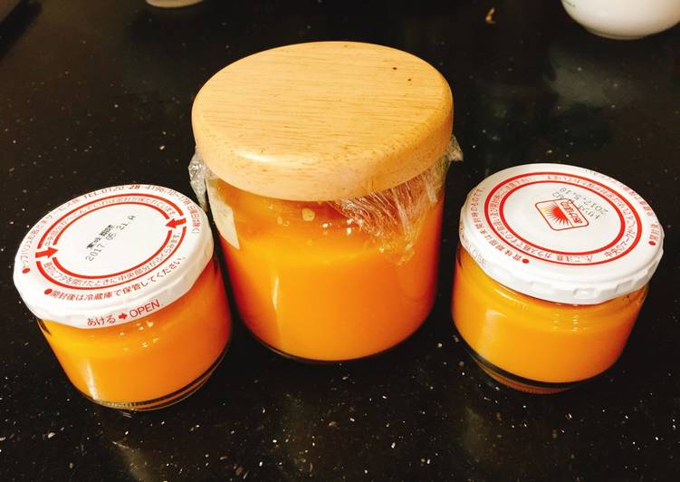 Để sốt chanh leo vào hũ, bảo quản trong tủ lạnh